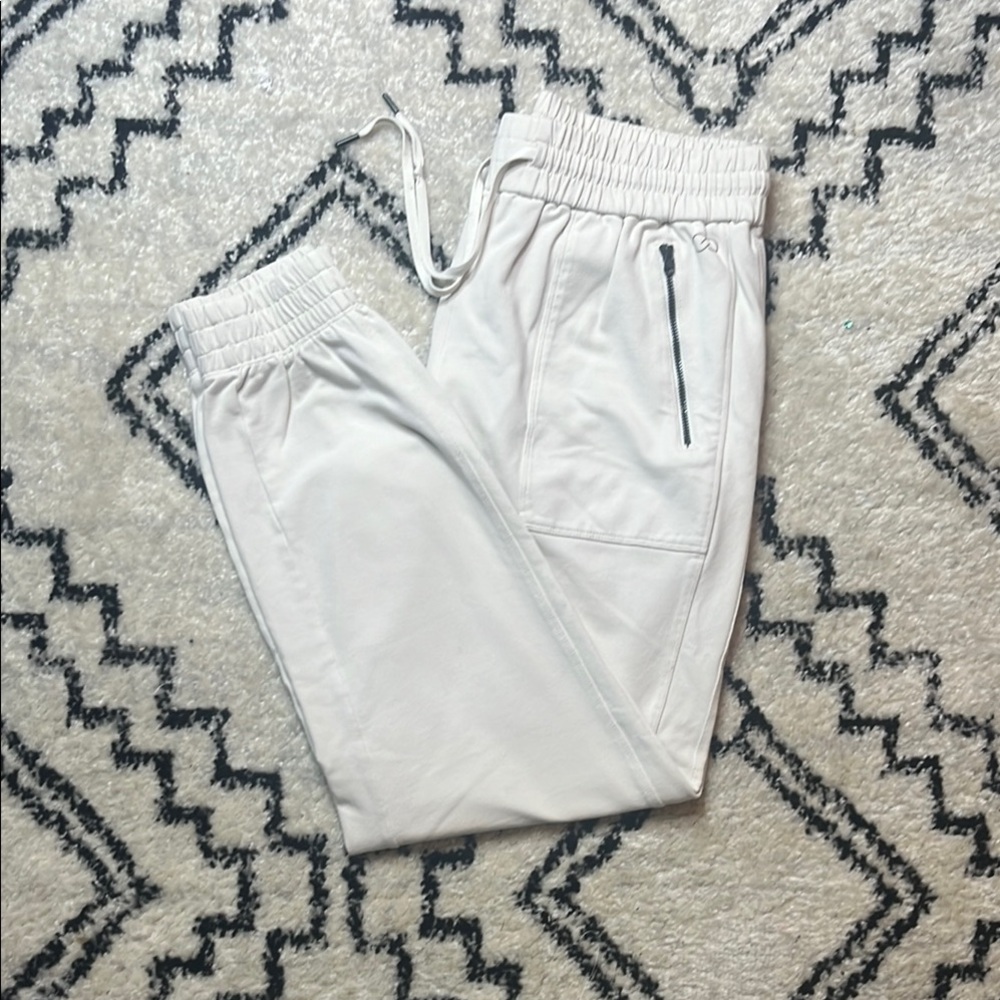 CALIA by Carrie Underwood Cream Jogger Track Pants